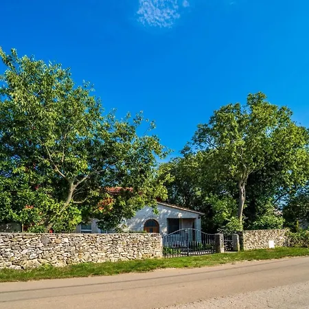 Fuer 5 Personen Ca 62 Qm In Krnica, Istrien Bucht Von Rasa Apartment